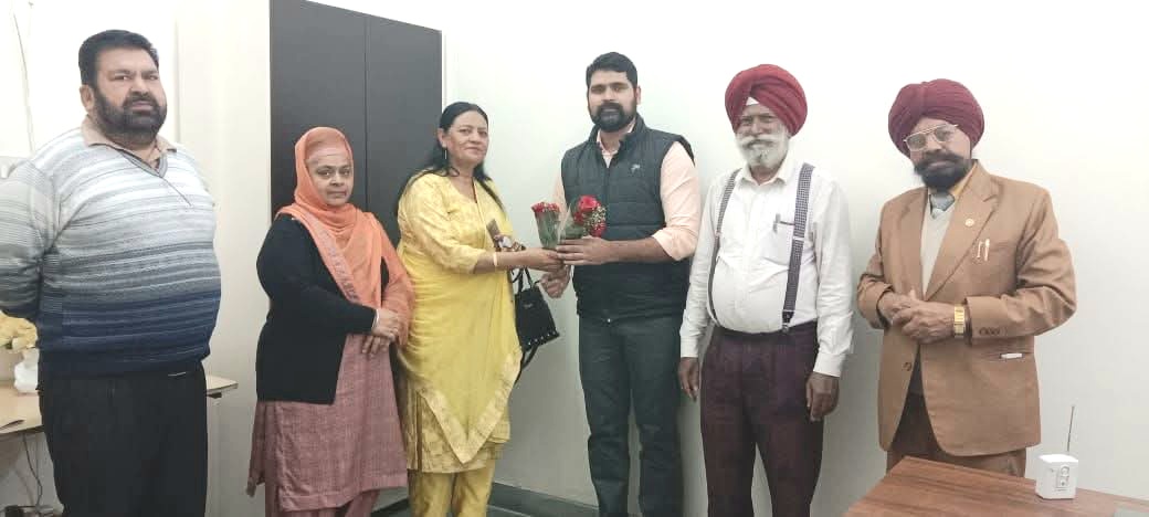 ਪੰਜਾਬ ਮੈਂਟੀਨੈਂਸ ਐਂਡ ਵੈਲਫੇਅਰ ਆਫ ਪੇਰੈਂਟਸ ਐਂਡ ਸੀਨੀਅਰ ਸਿਟੀਜ਼ਨ ਦਾ ਵਫਦ ਸਮਾਜਿਕ ਸੁਰੱਖਿਆ ਅਫਸਰ ਨੂੰ ਮਿਲਿਆ